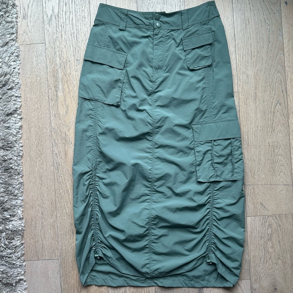 Women's Green Cargo Skirt